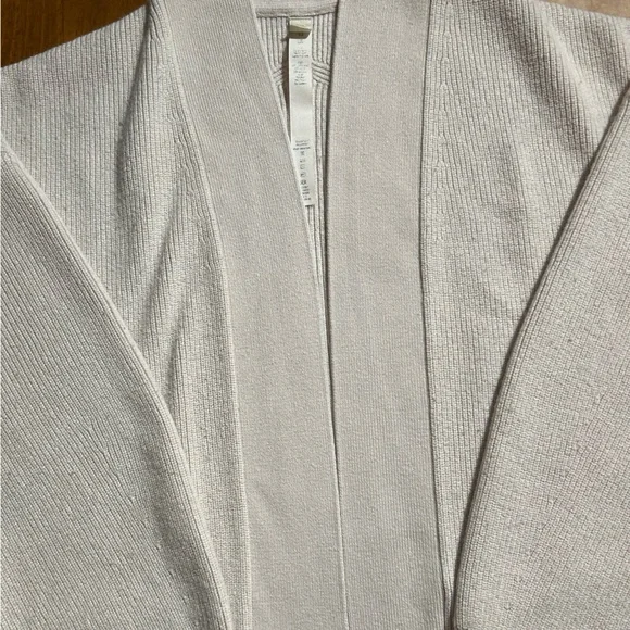 Lululemon Merino Wool Cardigan - Picture 9 of 10